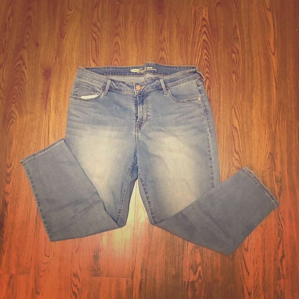 Old Navy rockstar jeans